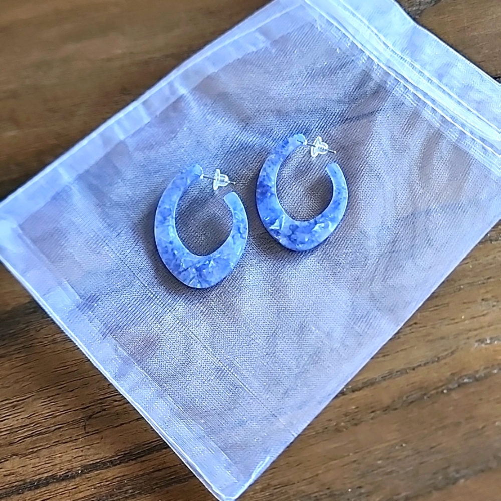 Acrylic oval purple/ble marble hoops